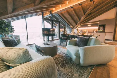Ein Sitzbereich in der Unterkunft LIVALPIN Residence - with private Sauna & Whirlpool