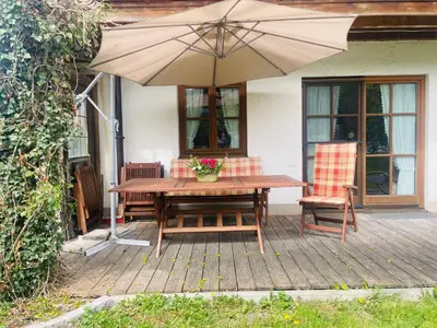 Ein Garten an der Unterkunft Ferienwohnung Bina