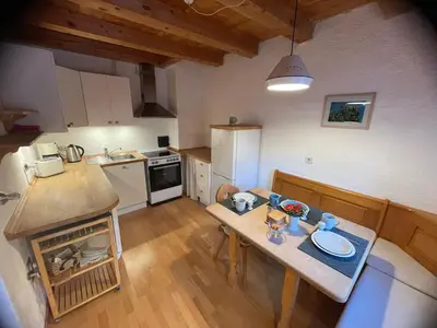 Küche/Küchenzeile in der Unterkunft Ferienwohnung Theresia Oberm, Kreuth-Enterbach