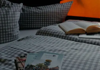 Ein Bett oder Betten in einem Zimmer der Unterkunft AZUR Waldcamping Auwaldsee