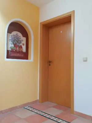 Grundriss der Unterkunft 2 Zimmer Apartment mit Küche und Bad