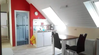 Küche/Küchenzeile in der Unterkunft 1 Zimmer Apartment mit Kochecke und Bad