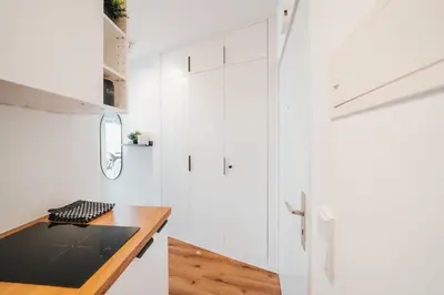 Küche/Küchenzeile in der Unterkunft Studio CLOUD 21 Augsburgs atemberaubendster Ausblick