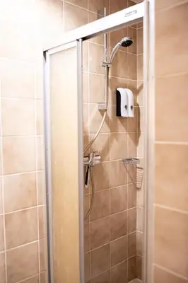 Ein Badezimmer in der Unterkunft Platz für 8 Pers - C4S Come4Stay Monteure 