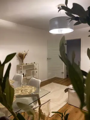 Ein Sitzbereich in der Unterkunft Stylisches Apartment mit Dachterrasse und Whirlpool