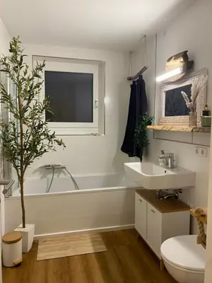 Ein Badezimmer in der Unterkunft Stylisches Apartment mit Dachterrasse und Whirlpool