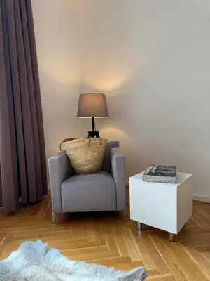 Ein Sitzbereich in der Unterkunft Appartements Schwere Reiter Straße München