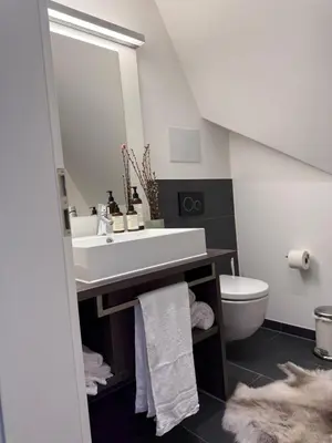 Ein Badezimmer in der Unterkunft Appartements Schwere Reiter Straße München