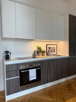 Küche/Küchenzeile in der Unterkunft Appartements Schwere Reiter Straße München