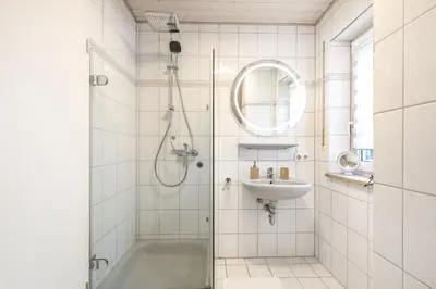 Grundriss der Unterkunft cruwzo I Modern Centrally Located Apartment with Parking