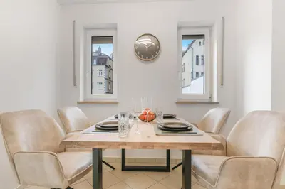 Grundriss der Unterkunft cruwzo I Modern Centrally Located Apartment with Parking