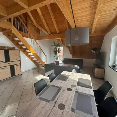 5-Seen-Loft mit 4-6 Schlafplätzen