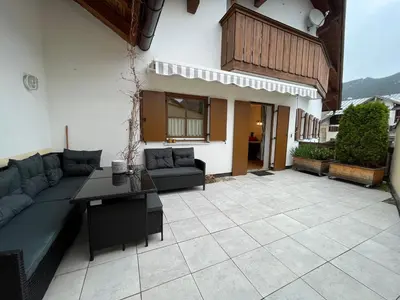Ein allgemeiner Bergblick oder ein Berglick von der Ferienwohnung aus