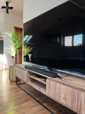 TV/Unterhaltungsangebot in der Unterkunft Sorglos in Poing - Messe München, Marienplatz, Therme Erding