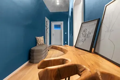Ein Sitzbereich in der Unterkunft Flatista Homes - Luise