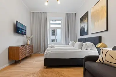 Ein Bett oder Betten in einem Zimmer der Unterkunft Flatista Homes - Luise