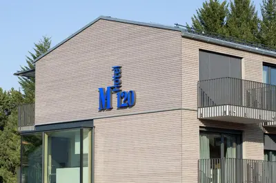 Das Gebäude in dem sich das Aparthotel befindet