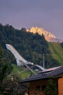 Ein allgemeiner Bergblick oder ein Berglick von der Ferienwohnung aus