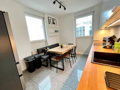 Küche/Küchenzeile in der Unterkunft LTA Apartment München Süd No1 Fun & Games