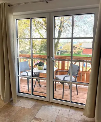 Ein Balkon oder eine Terrasse in der Unterkunft Ferienwohnung Rinser 4