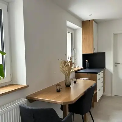 Moderne 2-Schlafzimmer Wohnung für 2-3 Personen - Optimal für Arbeit und Erholung