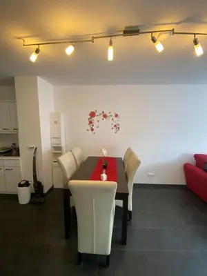 Ein Sitzbereich in der Unterkunft Attractive 2 room apartment south of Munich