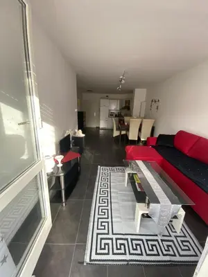 Ein Sitzbereich in der Unterkunft Attractive 2 room apartment south of Munich