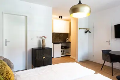 Küche/Küchenzeile in der Unterkunft Marie - serviced Apartments an der Messe München