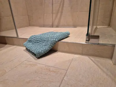 Ein Badezimmer in der Unterkunft Apartment am Wald in Gauting, ideal mit Hund