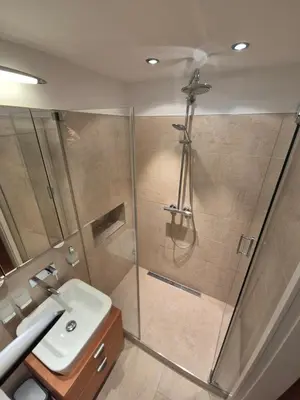 Ein Badezimmer in der Unterkunft Apartment am Wald in Gauting, ideal mit Hund