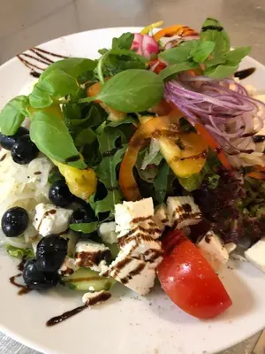 Essen im Hotel oder in der Nähe