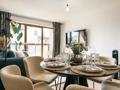 Ein Sitzbereich in der Unterkunft VALEMI BohoChic I 2BR 6PAX I TopLage I Parkplatz I Balkon I Küche
