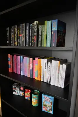 Die Bibliothek in der Ferienwohnung