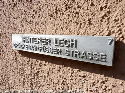 Ein Zertifikat, Auszeichnung, Logo oder anderes Dokument, das in der Unterkunft Brecht Apartments ausgestellt ist