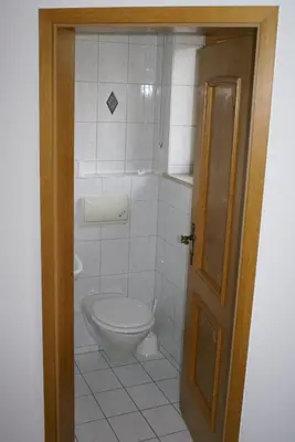 Ein Badezimmer in der Unterkunft Unterkunft DHH mit 5 Zim