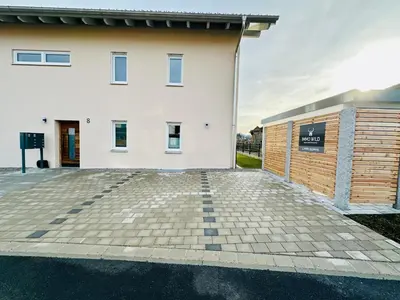 Das Gebäude in dem sich die Ferienwohnung befindet