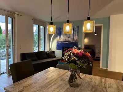 Ein Sitzbereich in der Unterkunft Wohnung Hartsee