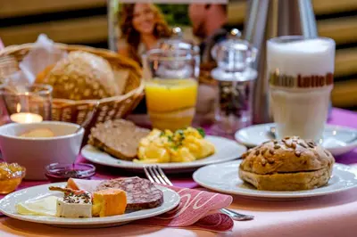 Essen im Hotel oder in der Nähe