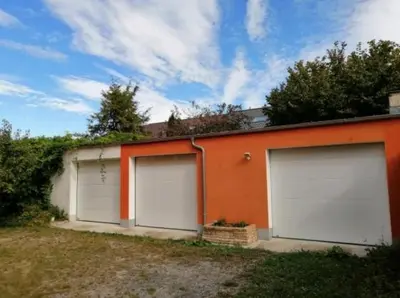 Das Gebäude in dem sich die Ferienwohnung befindet