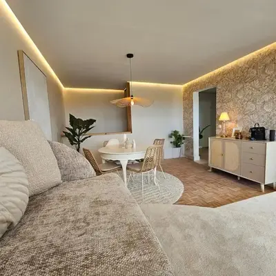 Stylish Forest View - Apartment