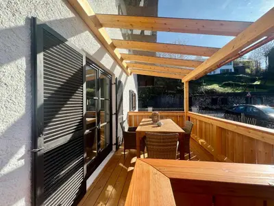 Ein Restaurant oder anderes Speiselokal in der Unterkunft Ferienhaus Zum Luis