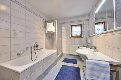 Ein Badezimmer in der Unterkunft Ferienhaus Schnackenhaeusl
