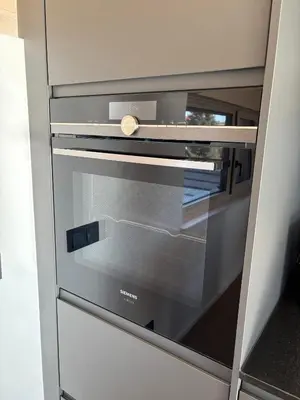 Ein Etagenbett oder Etagenbetten in einem Zimmer der Unterkunft Berglinien am Chiemsee I Exklusive Ferienwohnung mit 3 Schlafzimmern, 2 Bädern und Alpenblick