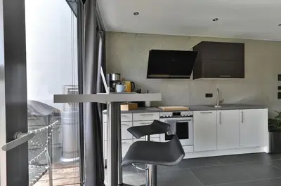 Küche/Küchenzeile in der Unterkunft Moderne DHH mit zwei Apartments