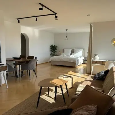 Flow Living I Penthouse mit Dachterrasse I 5 Min zum Ammersee