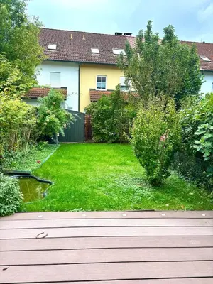 Ein Garten an der Unterkunft Zimmer Ingolstadt Süd gute Busverbindung HBF, Stadt, Airbus & Audi