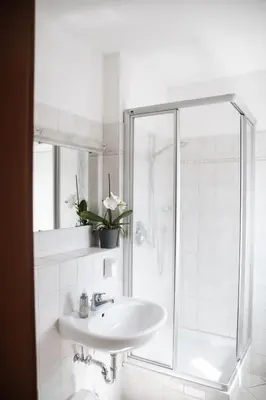Ein Badezimmer in der Unterkunft Würmtalhof Pension & Wirtshaus