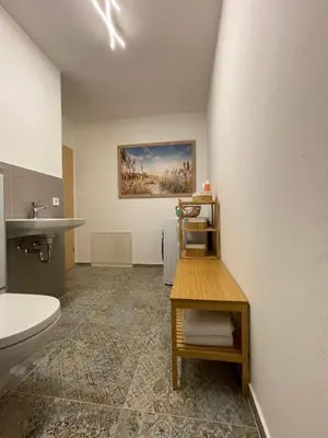 Grundriss der Unterkunft Lüftenblick - 2 Ferienwohnungen am Starnberger See, mit Terrasse oder Balkon, Weitblick, Sauna, Kamin, E-Ladestation
