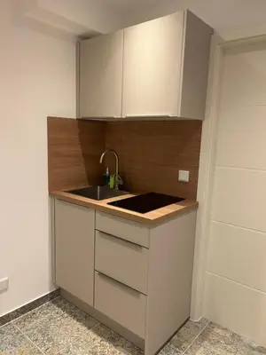 Küche/Küchenzeile in der Unterkunft 2 Ferienwohnungen in Aufhausen - die Sternengucker-Wohnung im 5-Seen-Land
