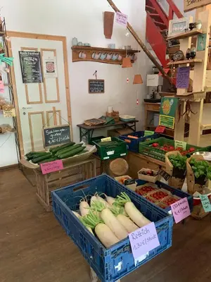 Ein Supermarkt oder andere Läden in der Ferienwohnung oder in der Nähe